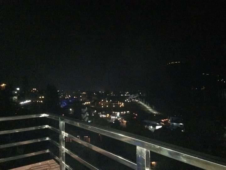 Hotel Bhadrakali Pokhara Inn エクステリア 写真